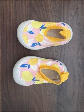 Jan & Jul Baby Lemon Print Slip-On Water Shoes - Yellow Pink